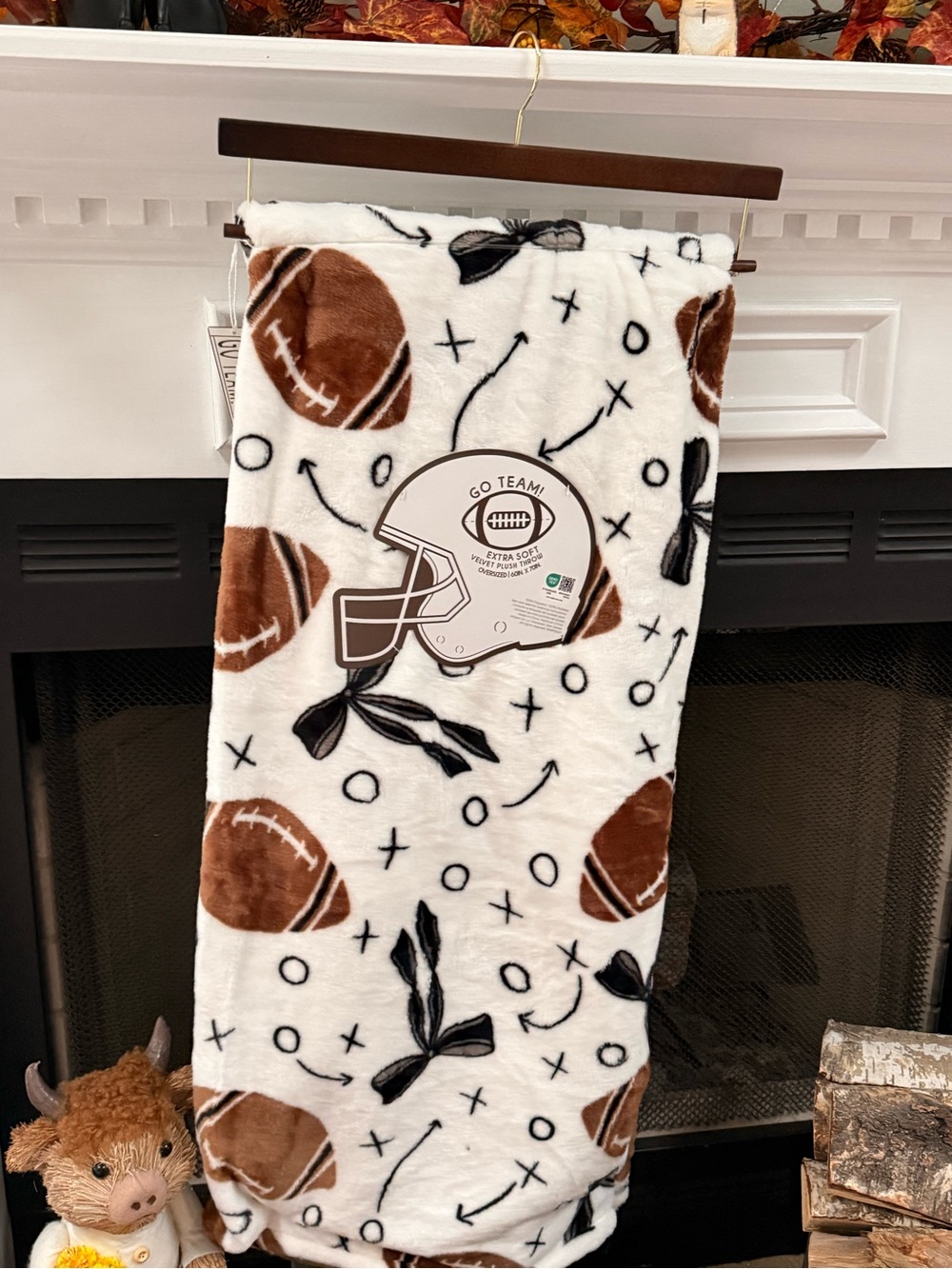 Plush Football Print Throw Blanket - White and Brown